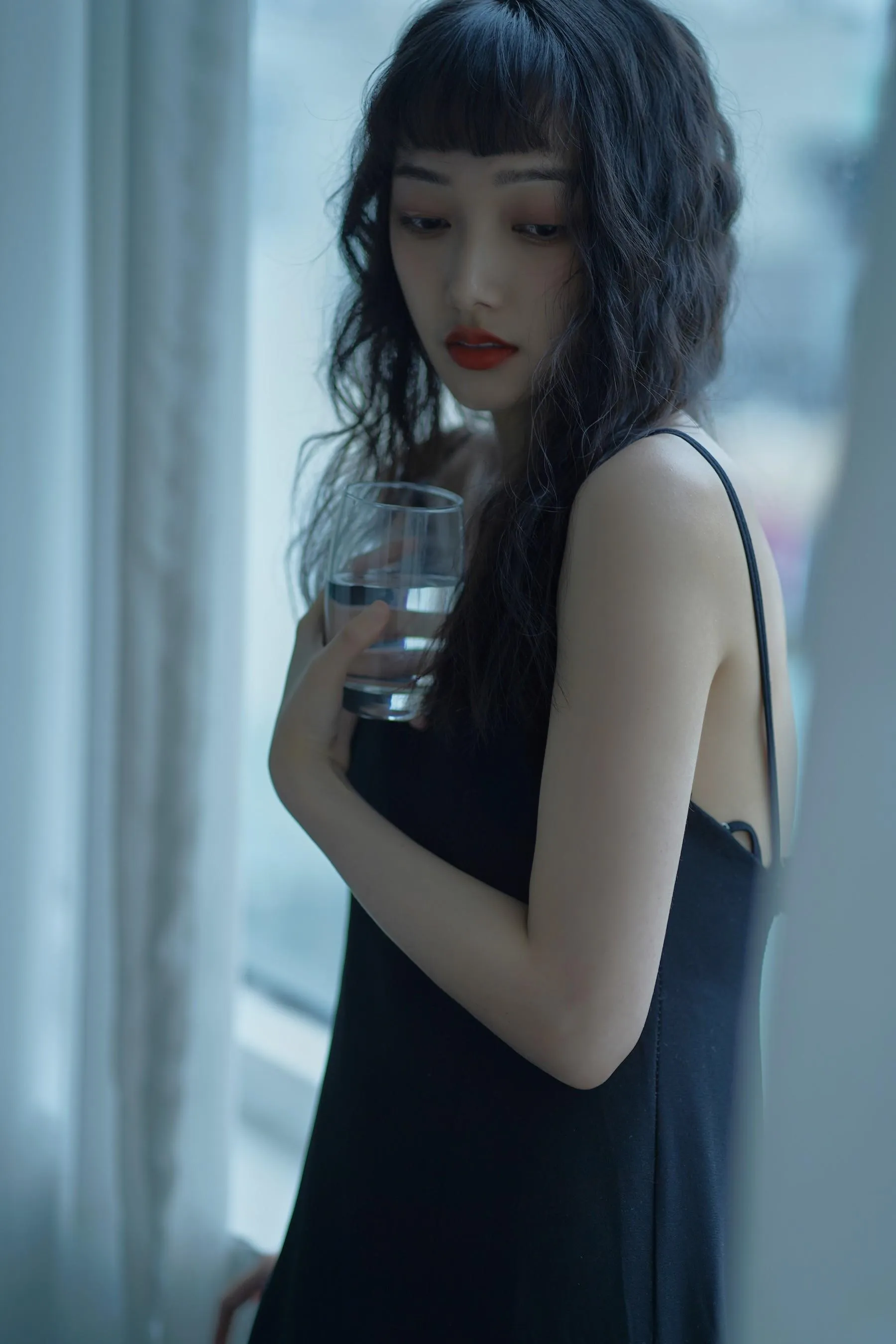 [艺图语] 2022.06.07 被雨伤透 潇潇 [27P]插图5